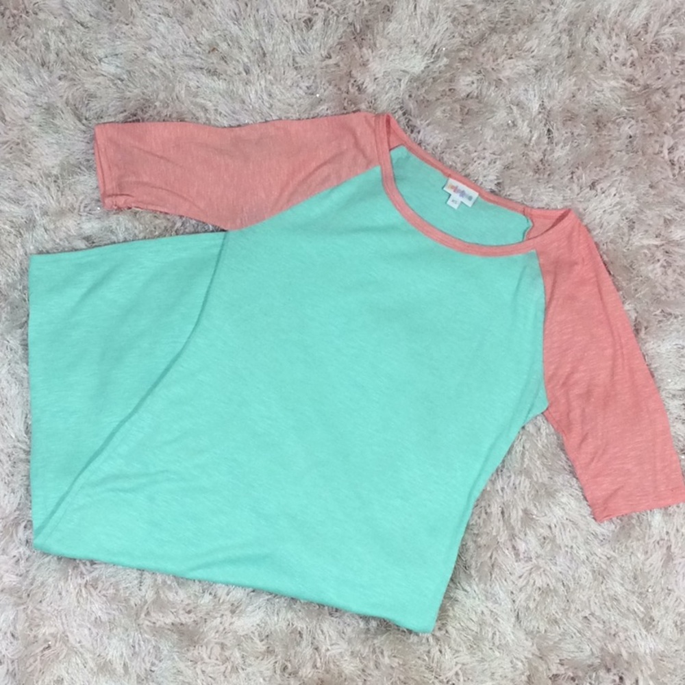 LuLaRoe sleeper top